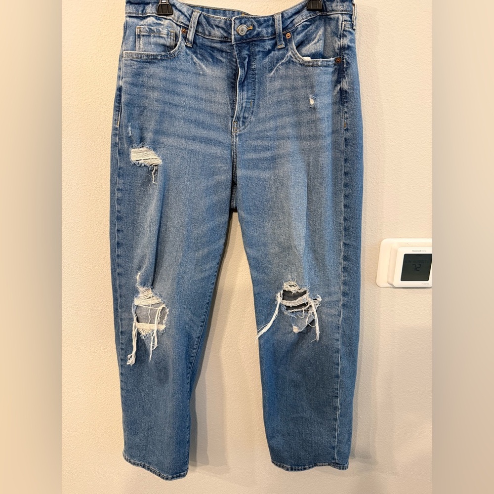 Classic Blue Distressed Women Jeans